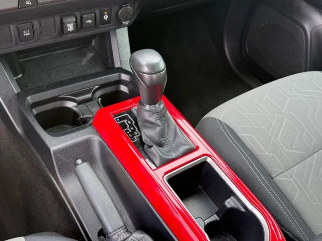 2020 Toyota Tacoma - Image 20