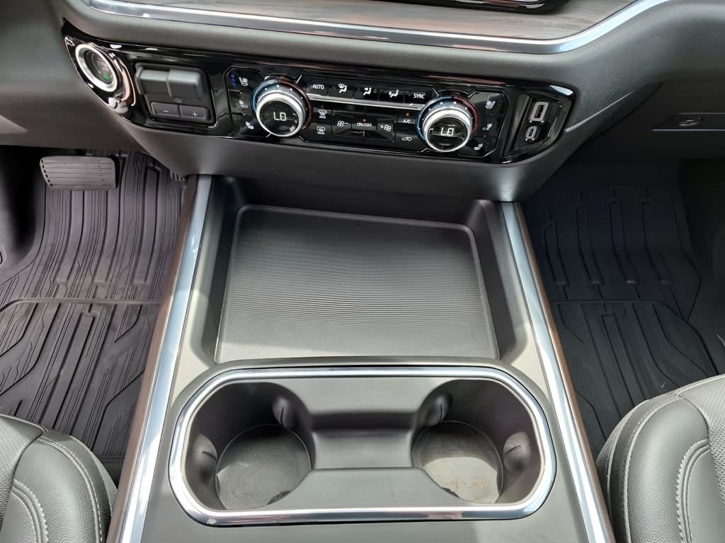 2024 GMC Sierra 2500HD - Image 41