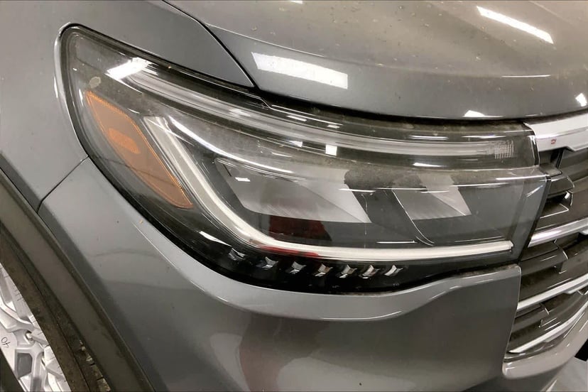 2026 Ford Explorer - Image 13