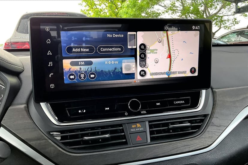 2023 Nissan Altima - Image 34