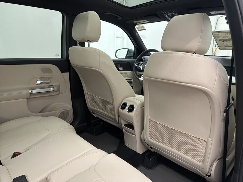 2026 Mercedes-Benz GLB - Image 25