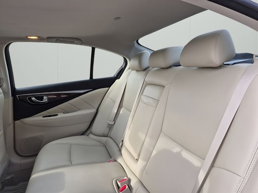 2019 Infiniti Q50 - Image 19