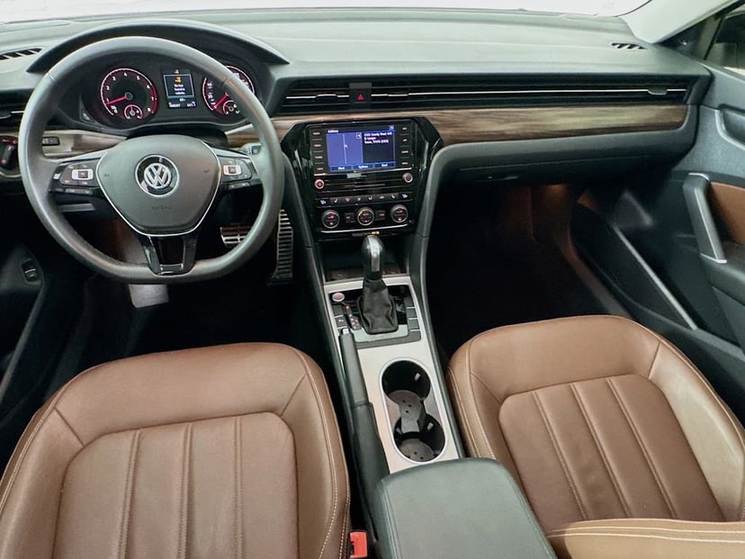 2022 Volkswagen Passat - Image 26