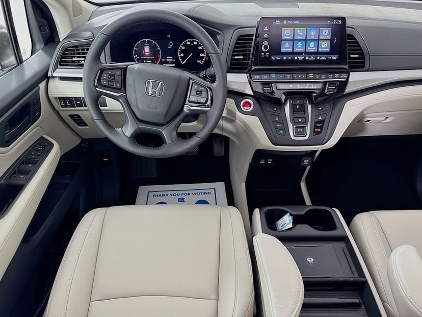 2026 Honda Odyssey - Image 28