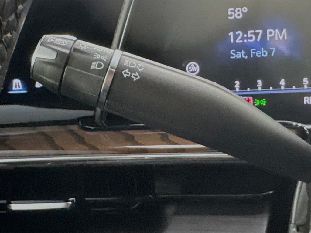 2023 CADILLAC Escalade - Image 15