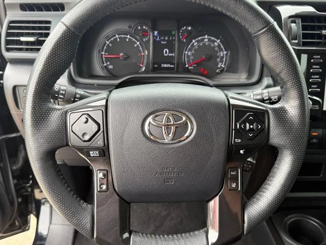 2023 Toyota 4Runner - Image 12