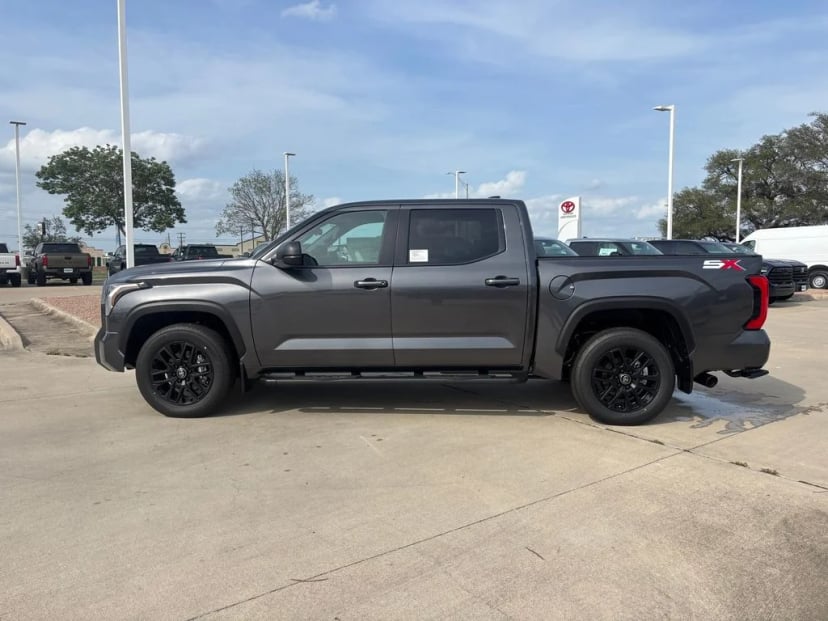 2026 Toyota Tundra - Image 2