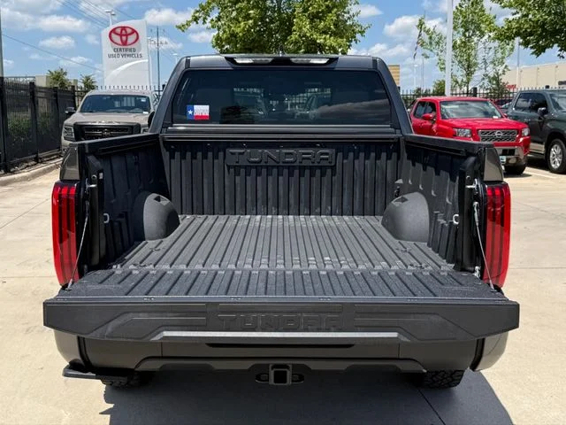 2025 Toyota Tundra - Image 28