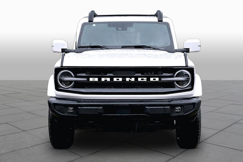 2025 Ford Bronco - Image 4