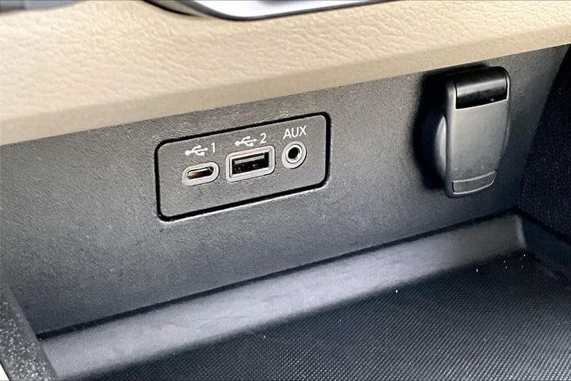 2025 Nissan Altima - Image 35