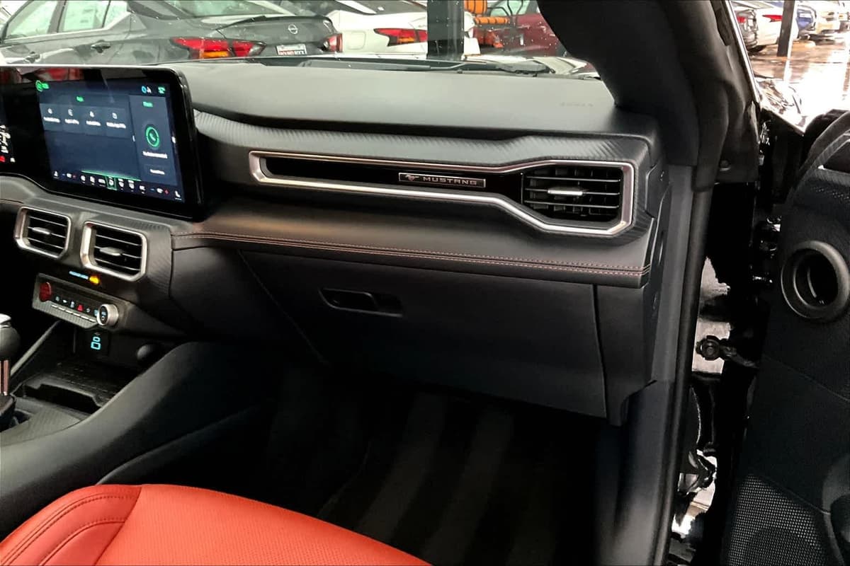 2024 Ford Mustang - Image 16