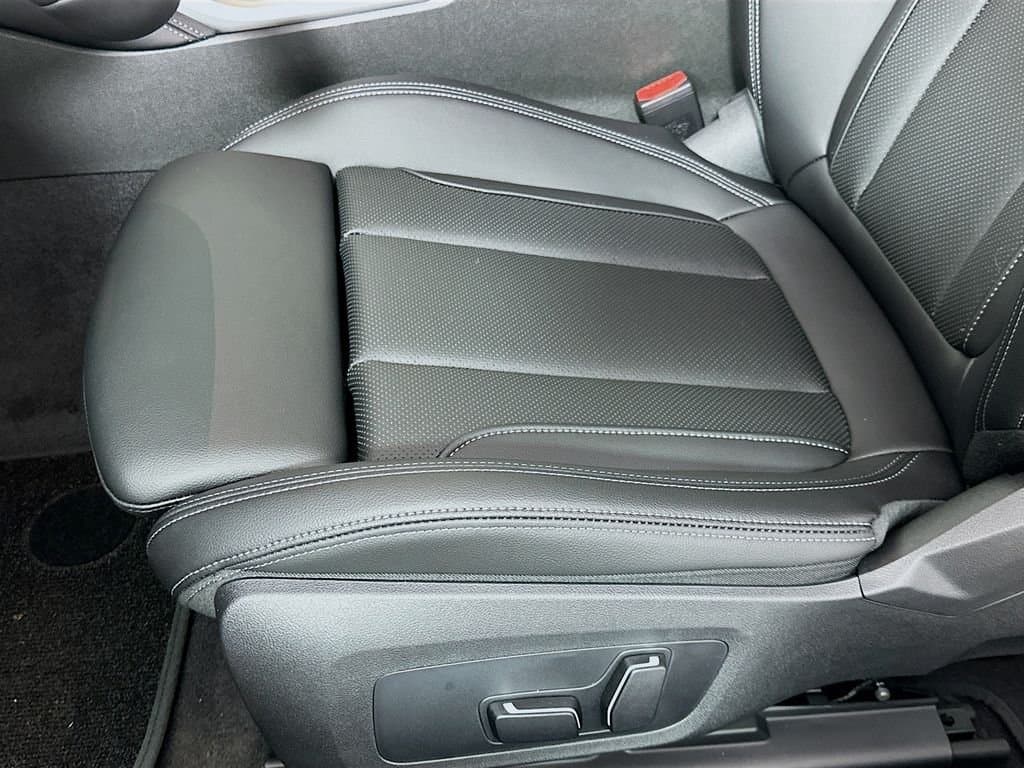 2026 BMW 2 Series - Image 21