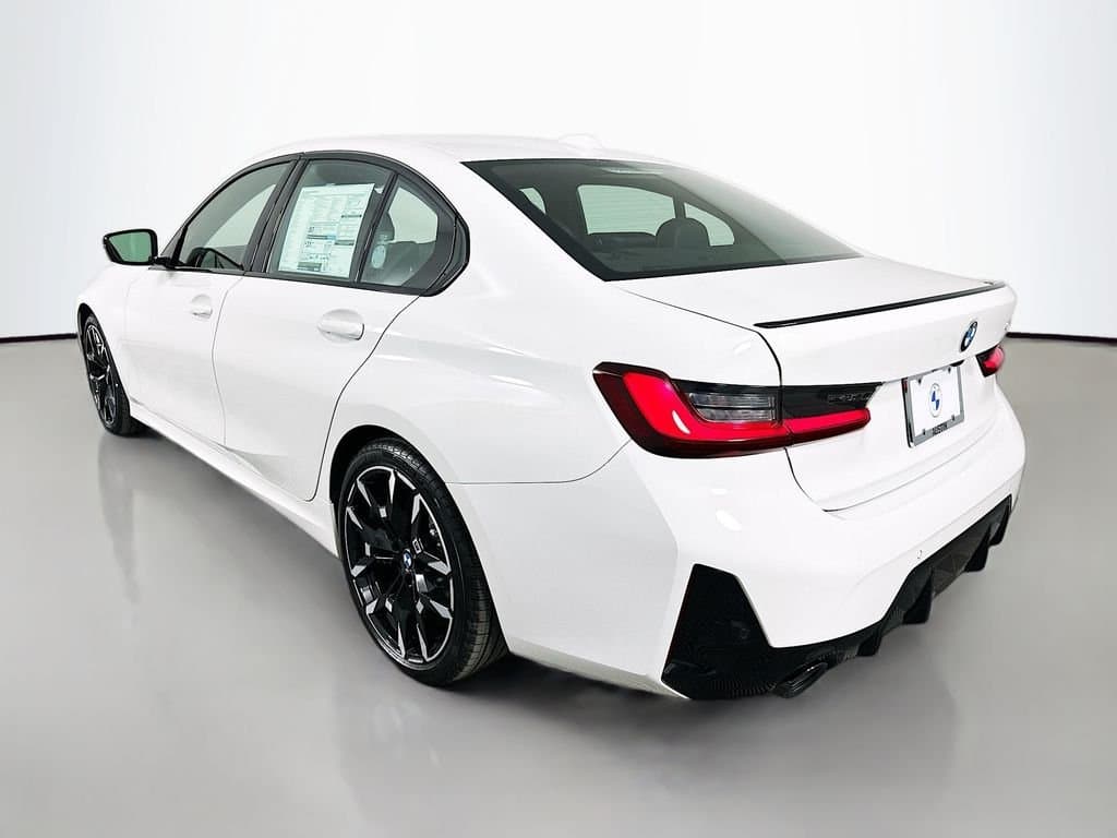 2026 BMW 3 Series - Image 7