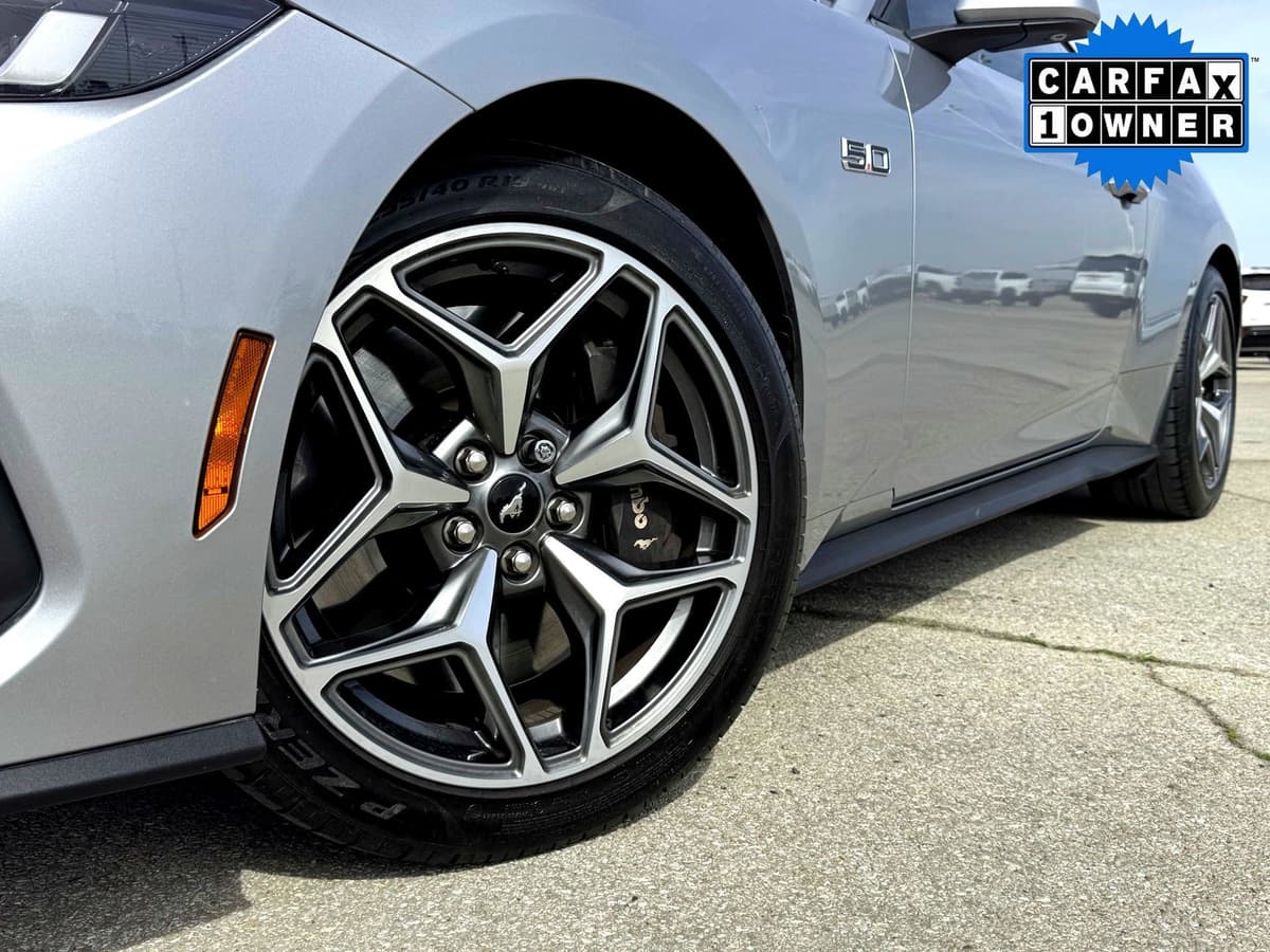 2024 Ford Mustang - Image 2