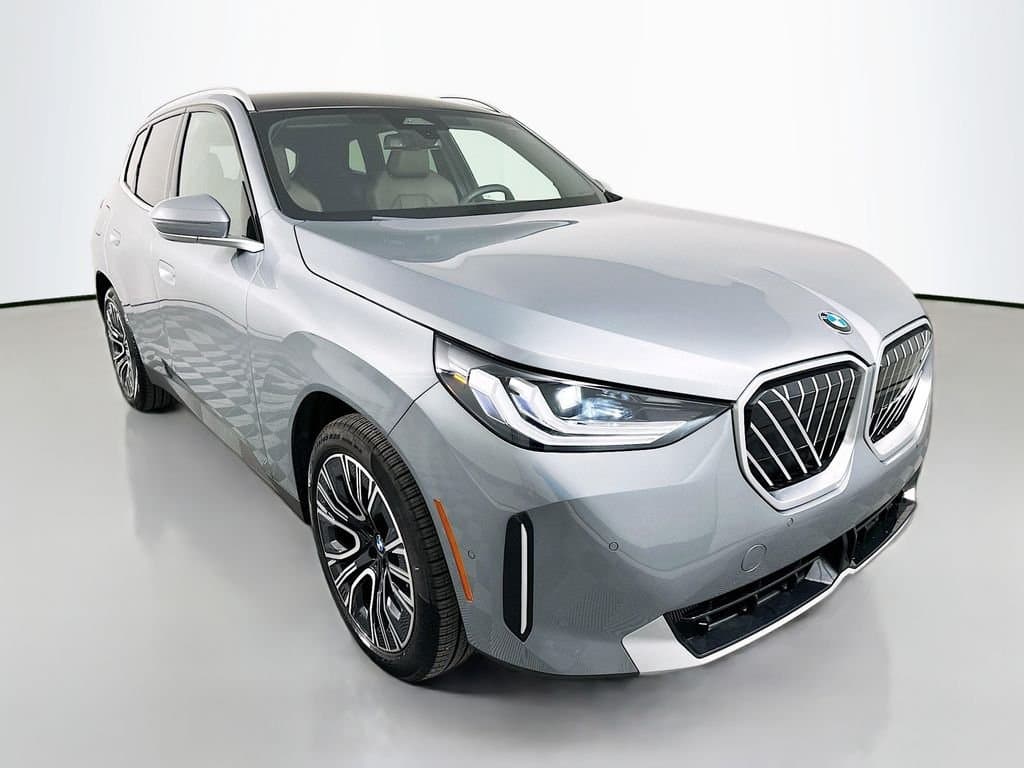 2025 BMW X3 - Image 3