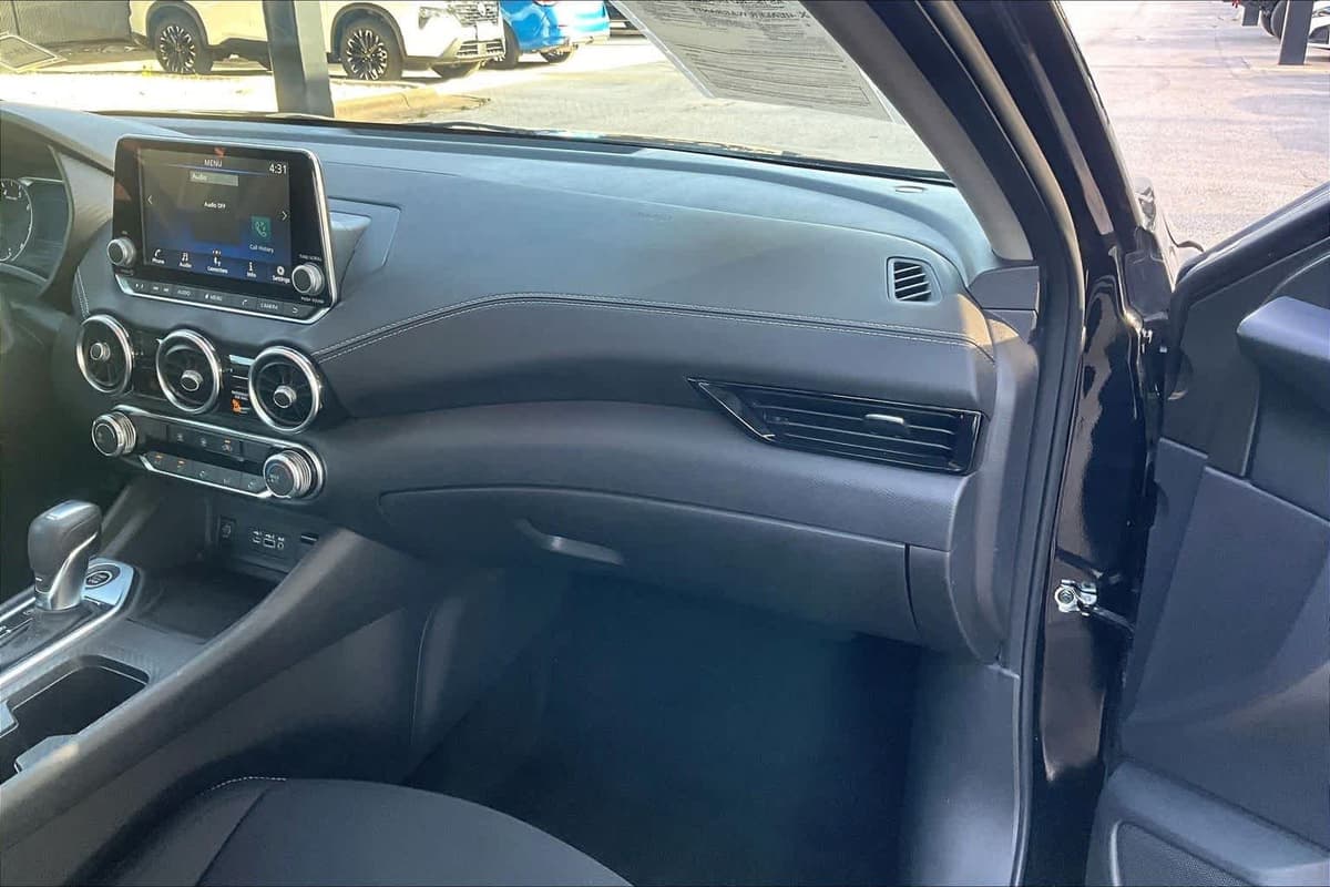 2024 Nissan Sentra - Image 18