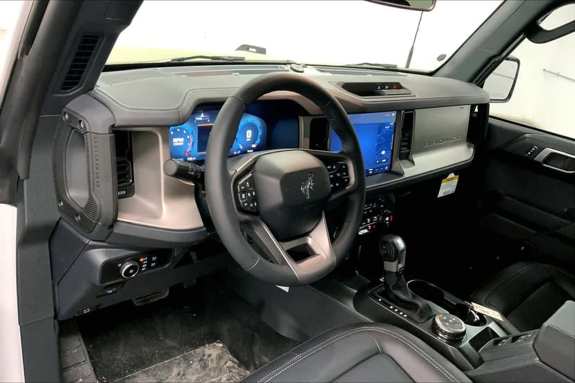 2026 Ford Bronco - Image 6