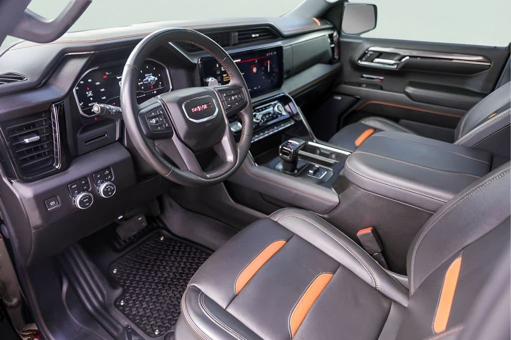 2023 GMC Sierra 1500 - Image 13