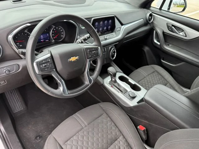 2022 Chevrolet Blazer - Image 10