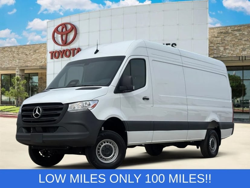 2025 Mercedes-Benz Sprinter 2500 - Image 1