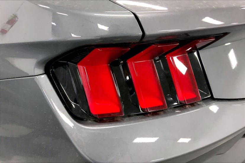 2026 Ford Mustang - Image 15