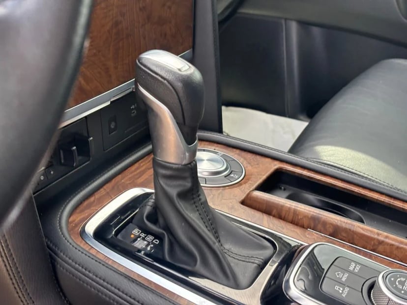2021 Nissan Armada - Image 9