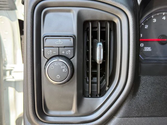 2020 Chevrolet Silverado 1500 - Image 18