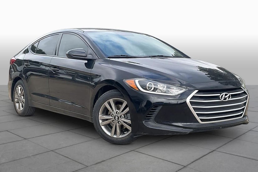 2017 Hyundai Elantra - Image 3