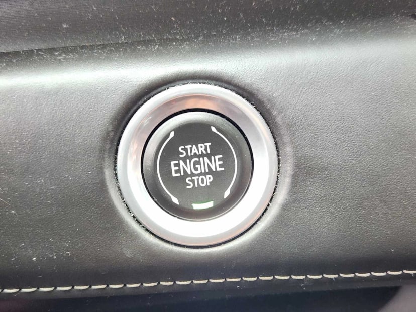 2022 Cadillac Escalade ESV - Image 20