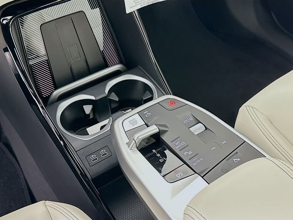 2026 BMW X1 - Image 15