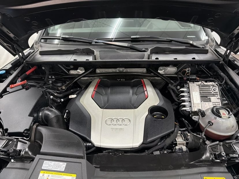2020 Audi SQ5 - Image 31