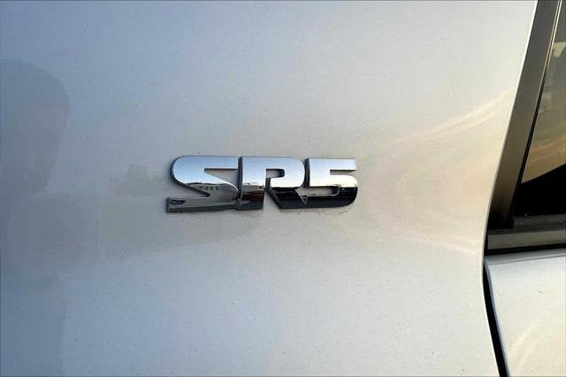 2024 Toyota 4RUNNER - Image 9
