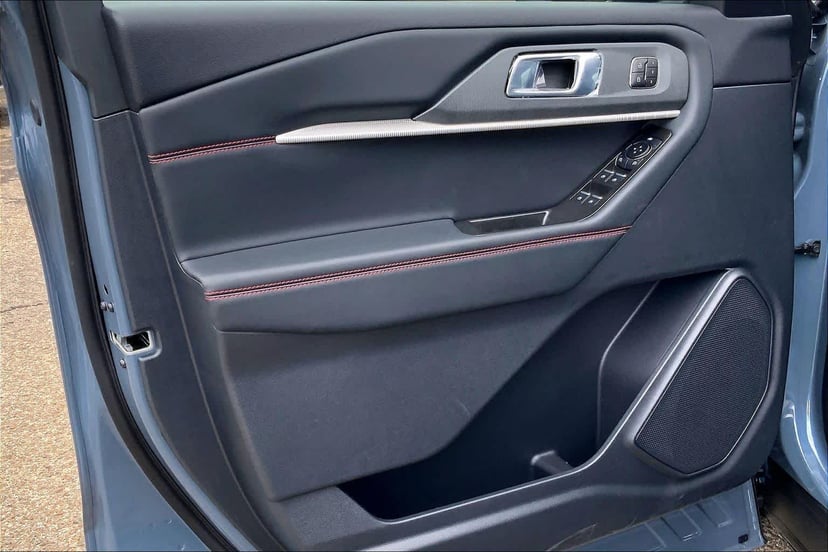 2026 Ford Explorer - Image 10