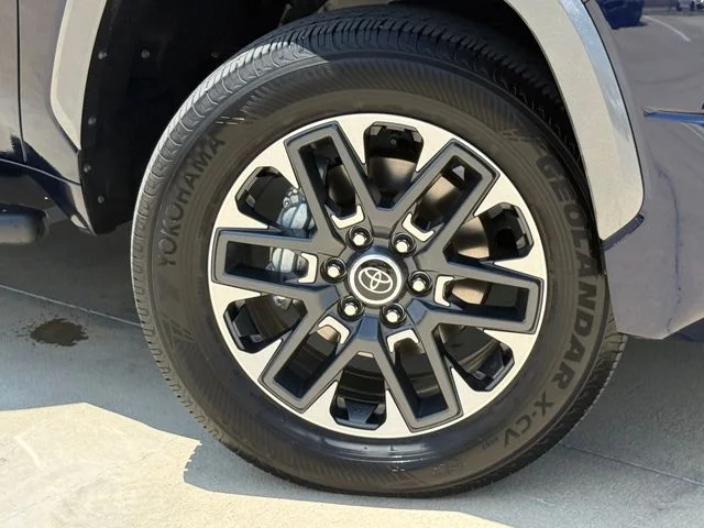 2024 Toyota Tundra - Image 2