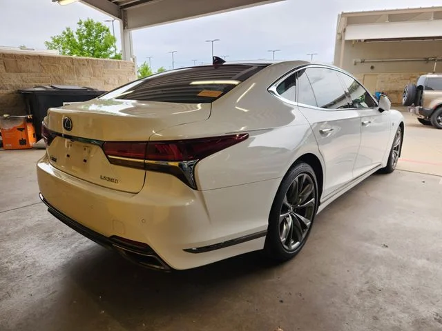 2018 Lexus LS - Image 3