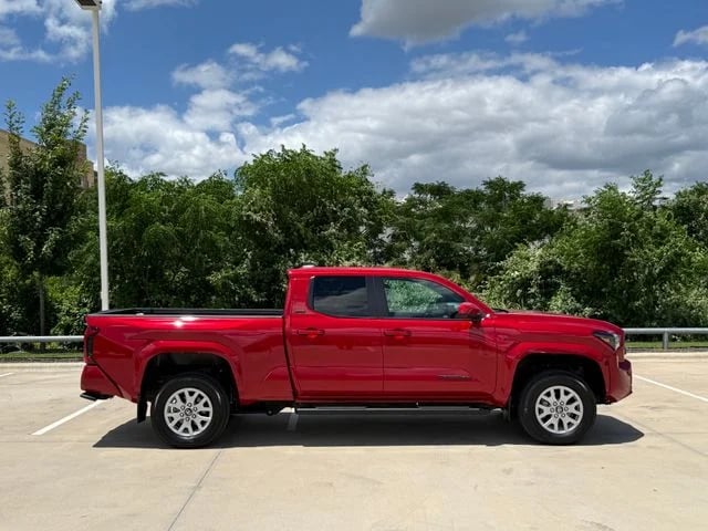 2024 Toyota Tacoma - Image 4