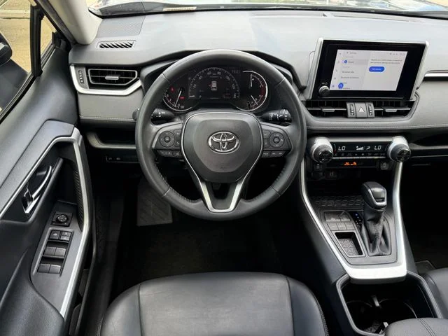 2023 Toyota RAV4 - Image 23