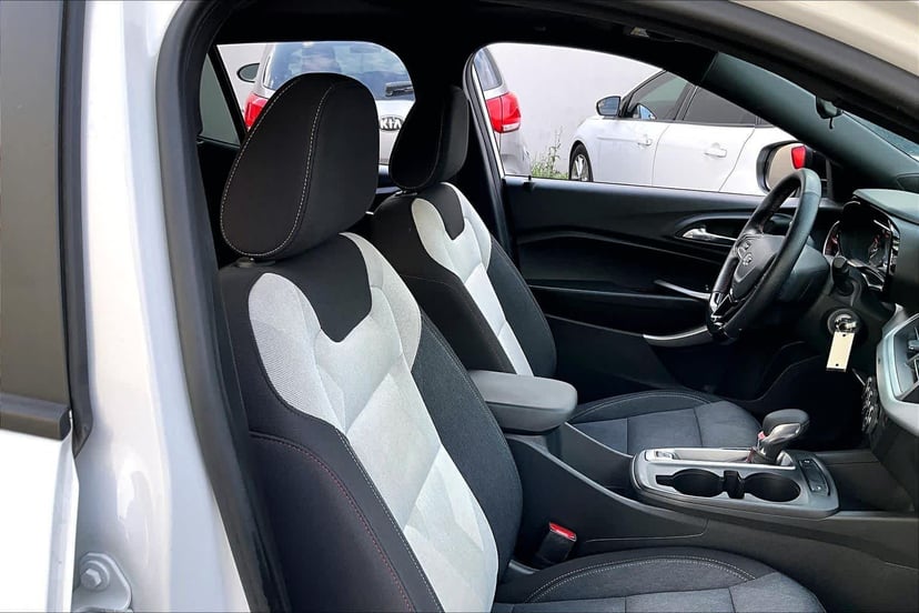 2024 Chevrolet Trax - Image 9
