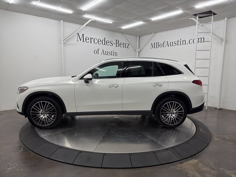 2026 Mercedes-Benz GLC - Image 1