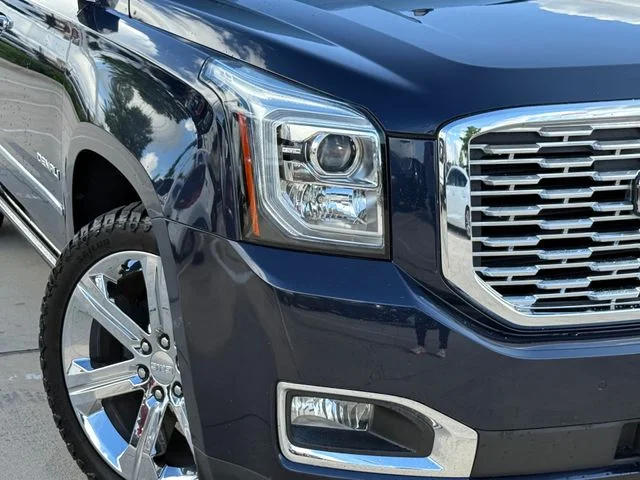 2019 GMC Yukon XL - Image 3
