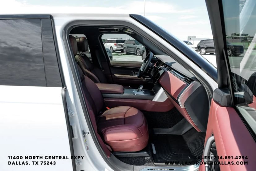 2026 Land Rover Range Rover - Image 40