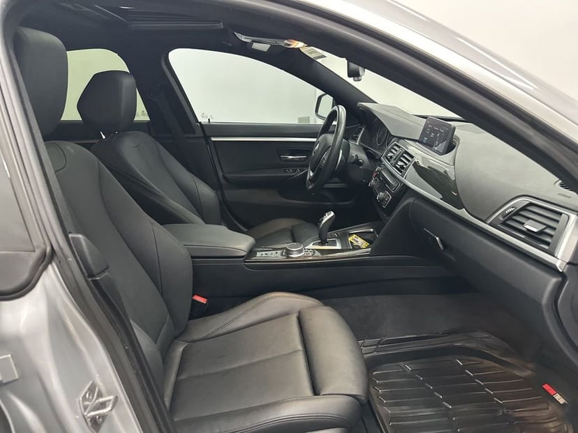 2020 BMW 4 Series - Image 25