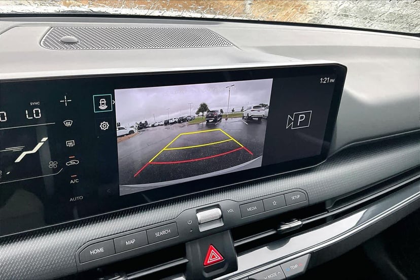 2025 Kia K4 - Image 26
