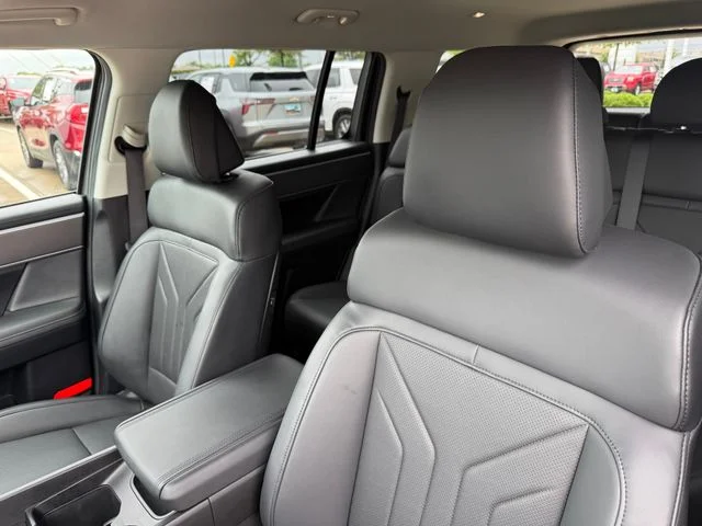 2026 Hyundai Santa Fe - Image 12