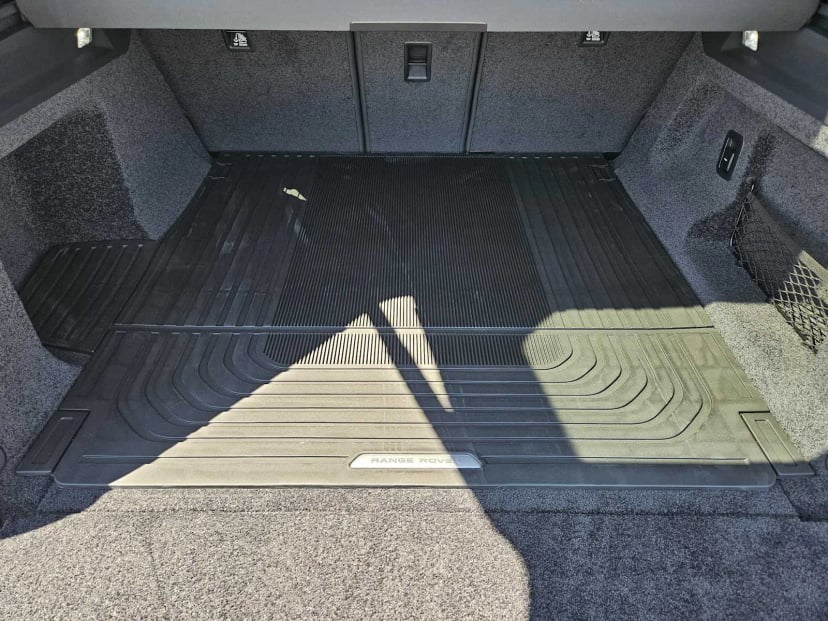 2026 LAND ROVER Range Rover - Image 30