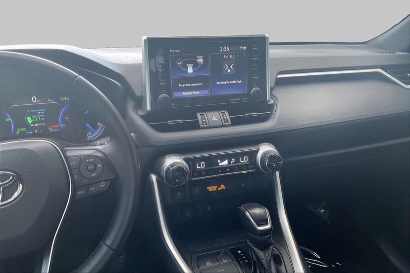 2021 Toyota RAV4 - Image 7