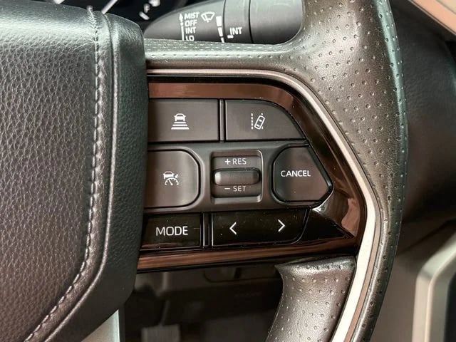 2022 Toyota Tundra - Image 16