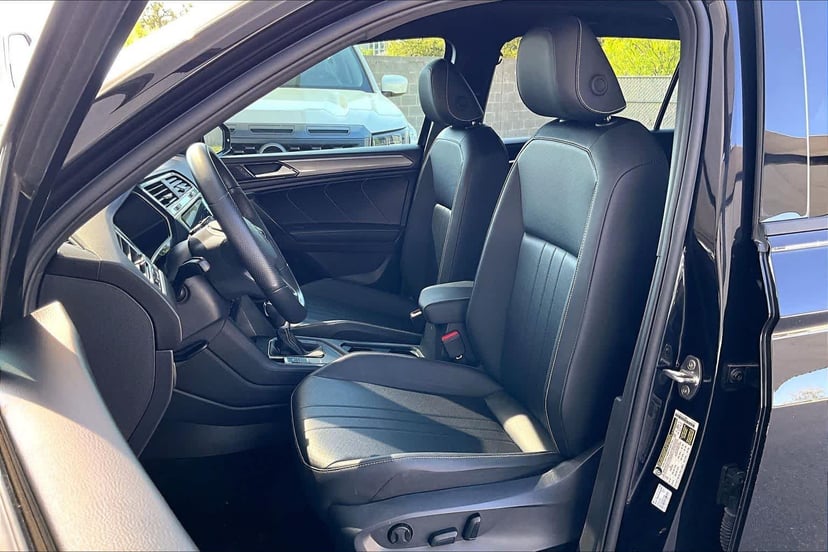 2024 Volkswagen Tiguan - Image 8