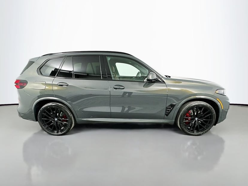 2026 BMW X5 - Image 4