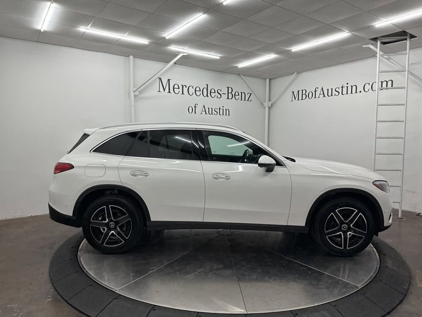 2026 Mercedes-Benz GLC - Image 40